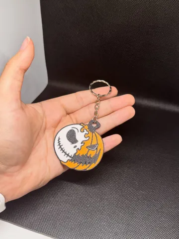 Хелоуин ключодържател – Тиква и Череп
