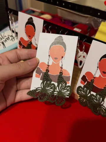 Обеци „Горска пеперуда 3D"