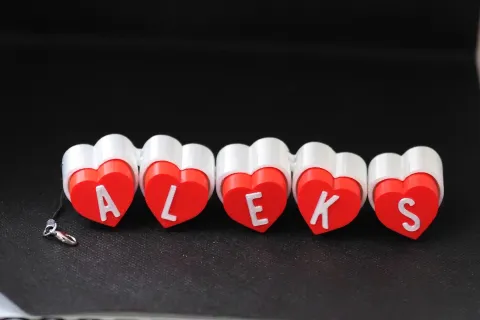 Heart Name Clickers – персонализирани ключодържатели